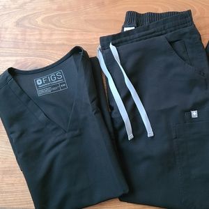 FIGS Scrubs (Black Set)